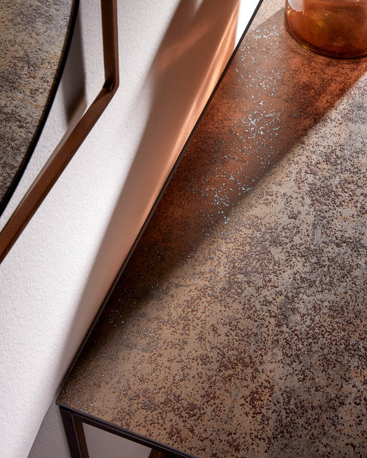 Rewena porcelanski pomoćni sto u braon boji sa crnim čeličnim nogama 45 x 30 cm