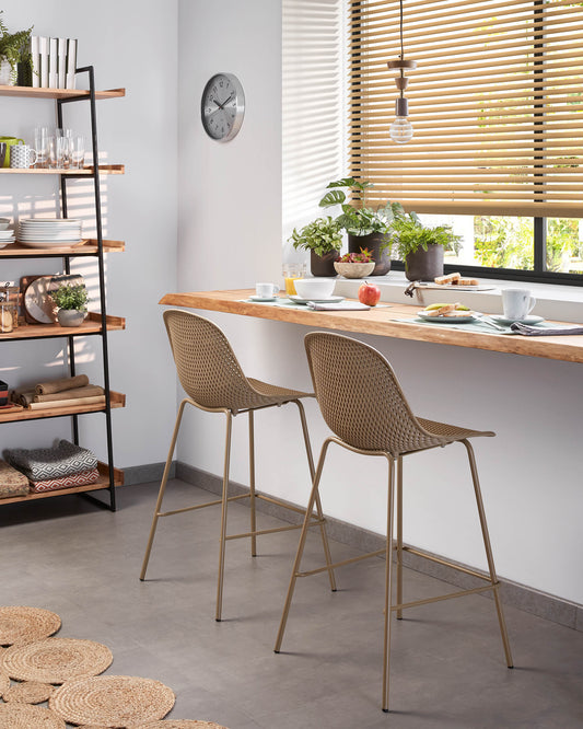 Bež Quinby visina stolice 75 cm