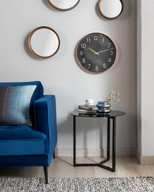 Crni Raeam bočni sto od kaljenog stakla i čelika u crnoj boji Ø 50 cm