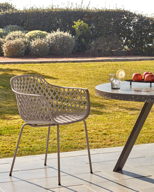 Quinn vanjska stolica u bež boji