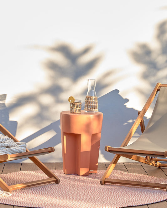 Vilena okrugli spoljni pomoćni sto od terakote, Ø 33 cm