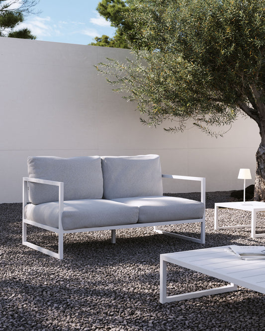 Comova 100% spoljašnja dvosedna sofa u beloj boji sa strukturom od belog aluminijuma, 150 cm