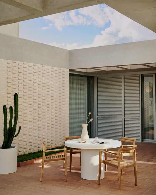 Okrugli sto Aiguablava od belog cementa, Ø 120 cm