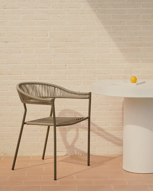 Futadera stolica na otvorenom od zelene sintetičke gajtane i zeleno obojenog čelika