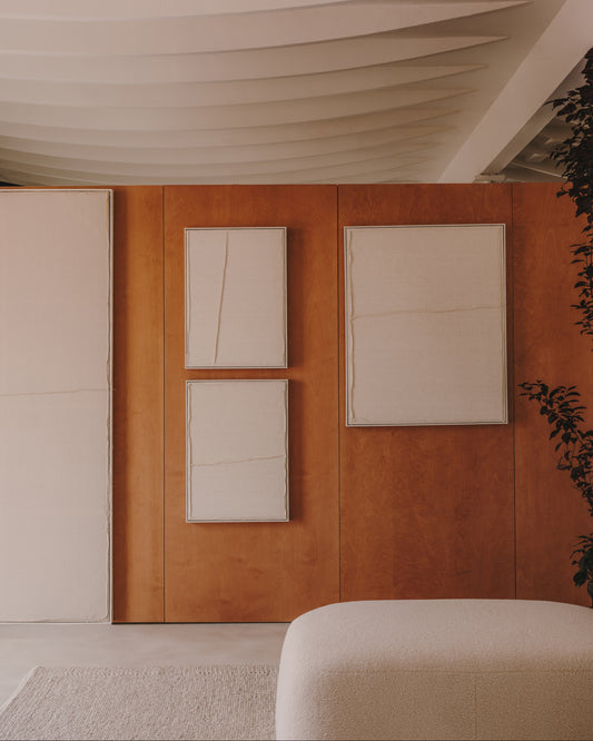 Maha bela zidna visilica sa horizontalnom linijom 52 x 72 cm