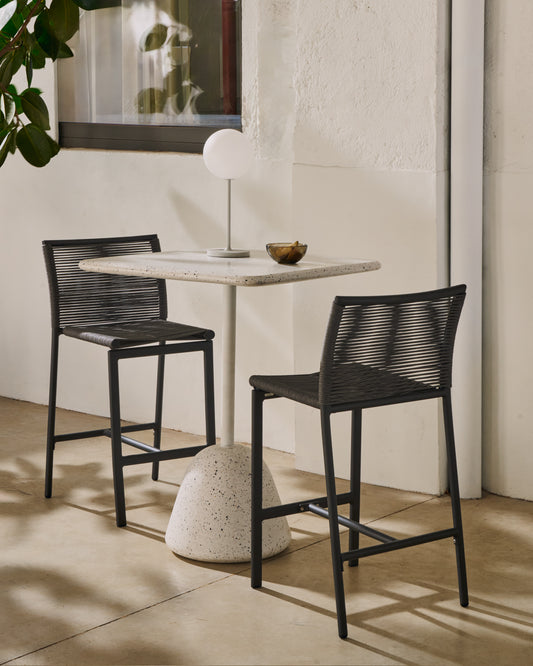 Saura visoki barski sto u belom teracu sa belim teraco pločom, 95 x 70 x 70 cm