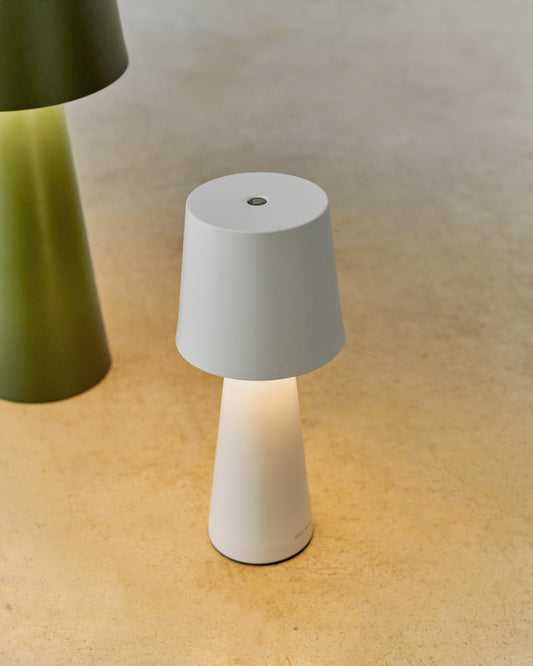 Arenys mala spoljna metalna stona lampa u sivoj boji