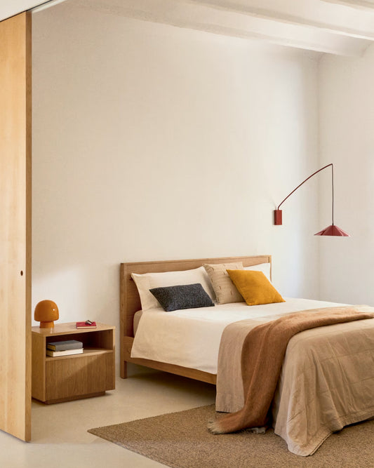 Alguema krevet od hrastovog furnira sa prirodnom završnom obradom za dušek 160 x 200 cm