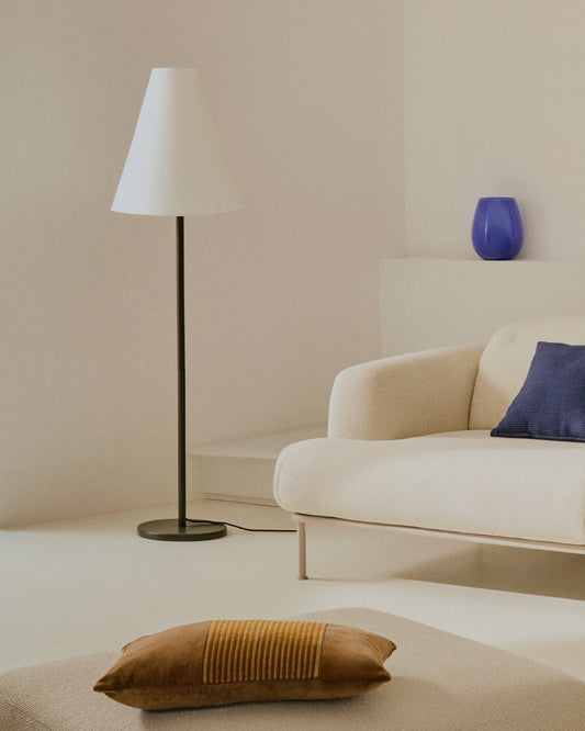 Podna lampa Navat sa metalnom bazom u zelenoj boji