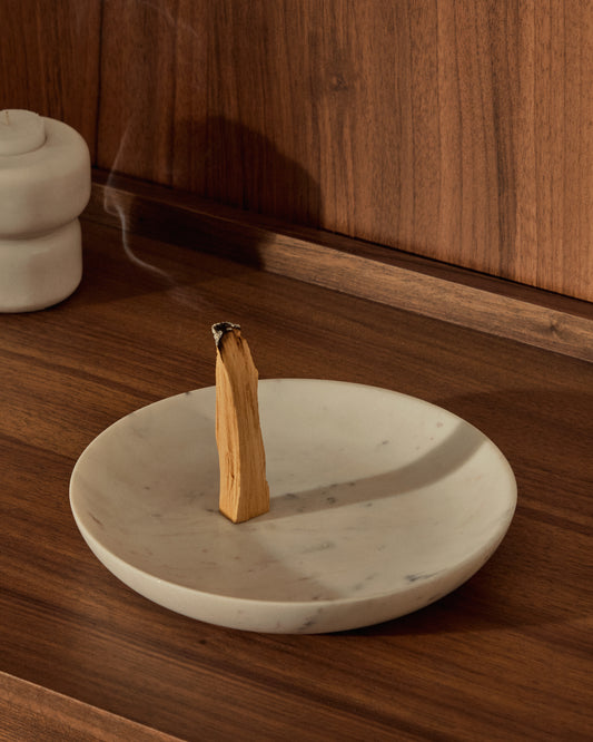 Ecin tanjir za serviranje srednje veličine od belog mermera