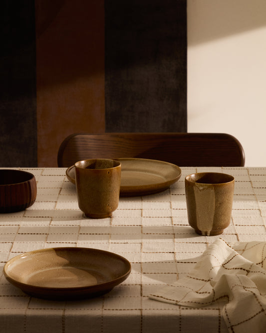 Smeđa keramička Nagoli šolja