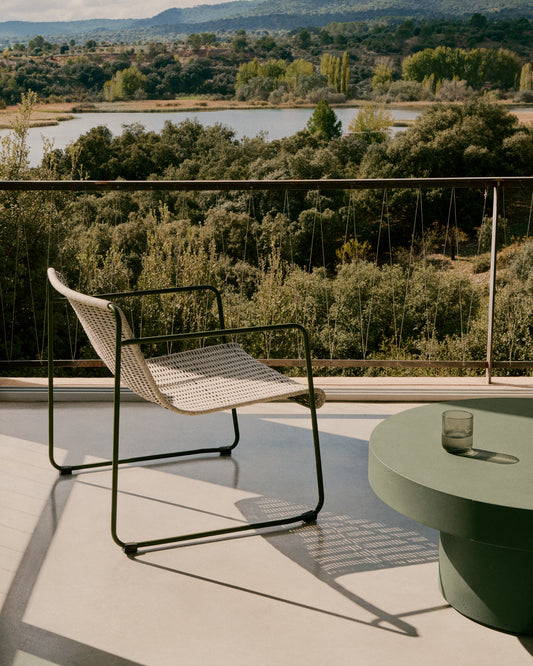 Maurina fotelja koja se može složiti od zelenog pocinkovanog čelika i ekru i sivog užeta