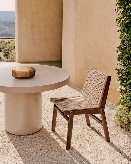 Itani stolica od FSC 100% punog bagremovog drveta i sintetičkog ratana