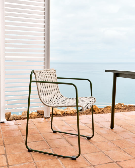 Maurina stolica od zelenog pocinkovanog čelika i ekru i sivog užeta