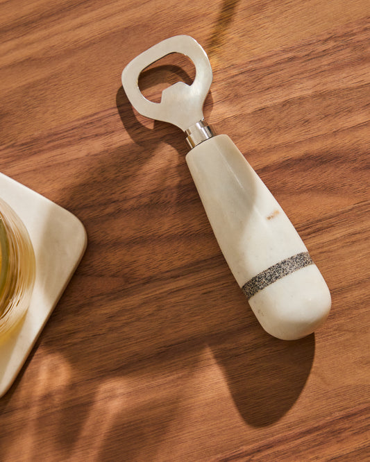 Nira otvarač od crno-belog mermera