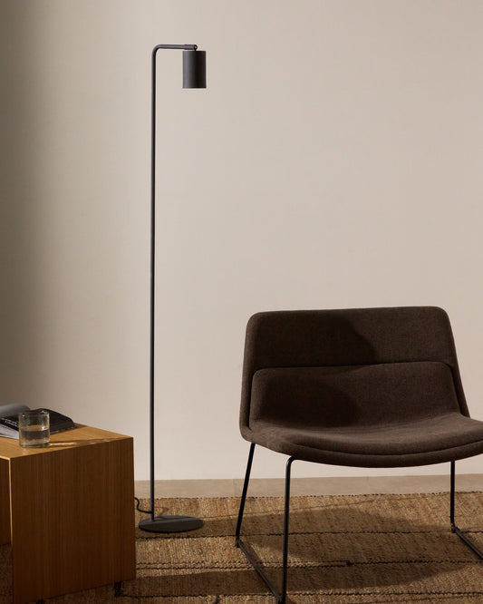 Manie metalna podna lampa sa crnim efektom livenog gvožđa