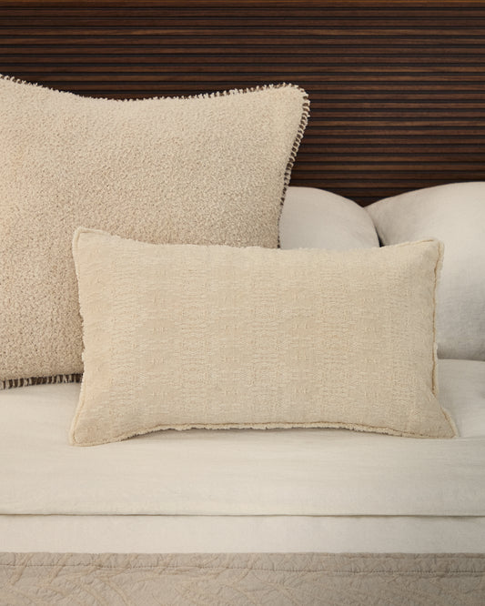 Narela pillowcase made of natural jacquard cotton and viscose 50 x 30 cm
