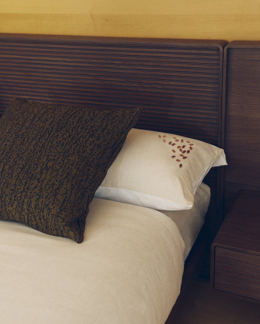 Melien pillowcase made of green dot jacquard 50 x 50 cm