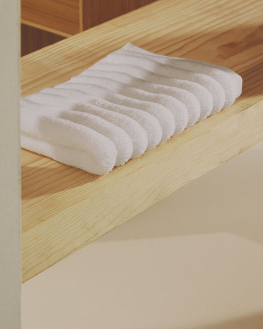 Navira beli peškir za ruke od 100% pamuka, 50 x 90cm
