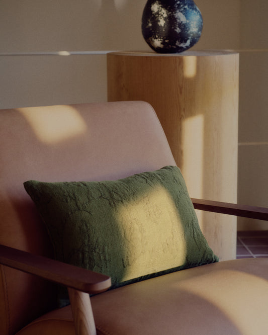 Vela pillow case in green linen jacquard with floral motif 30 x 50 cm