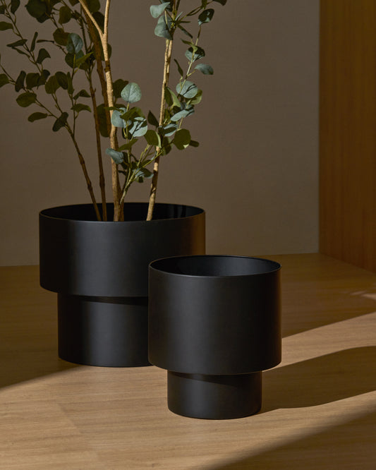 Mash black metal planter Ø 28 cm