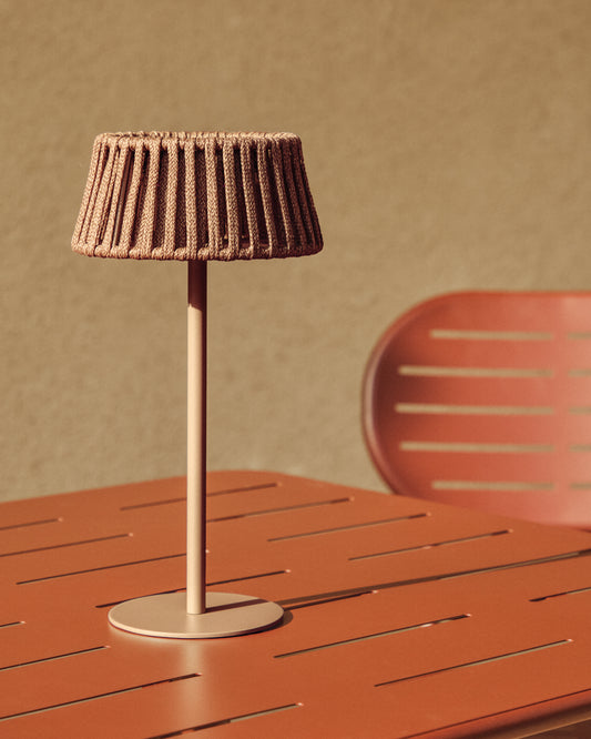 Aldet spoljna solarna stona lampa od bež pljosnatog kanapa sa metalnim postoljem