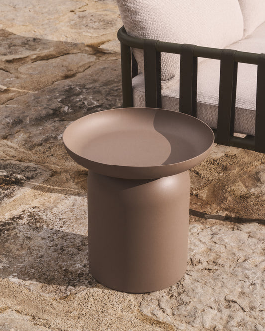 Arcola pomoćni sto od taupe aluminijuma, Ø45 cm