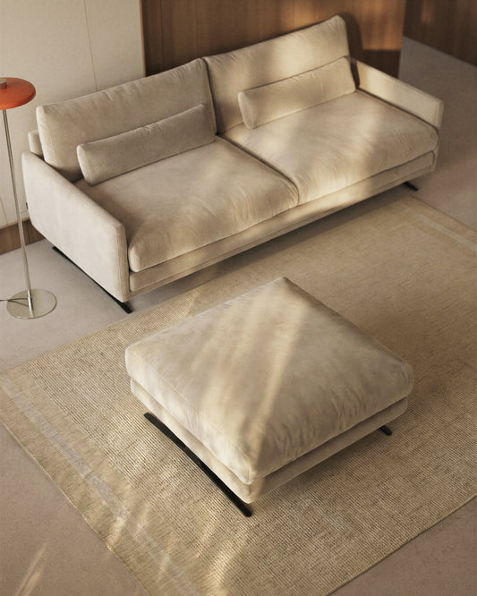 Veliro footrest in pearl velvet with steel legs with black finish 85 x 90 cm FSC Mix Credit