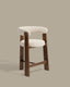Tabure Granite sa 3 noge od bež šenila i punog jasenovog drveta sa završnom obradom u tonu oraha FSC 100% 65 cm