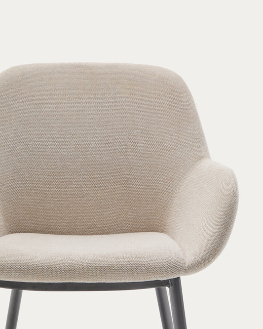 Konna stolica u bež i čeličnim nogama u obojenoj crnoj boji