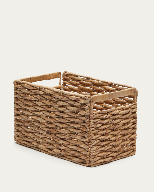 Words korpa napravljena od prirodnih vlakana sa prirodnom završnom obradom