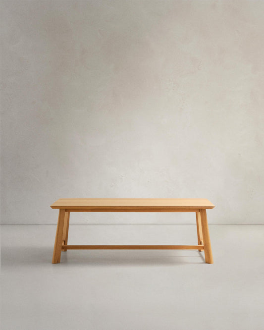 Idun table in veneer and solid oak wood with natural tone finish FSC Mix Credit 220x100cm