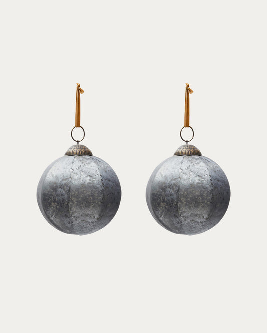 Blama set of 2 Christmas balls made of recycled glass in silver color, Ø 10 cm