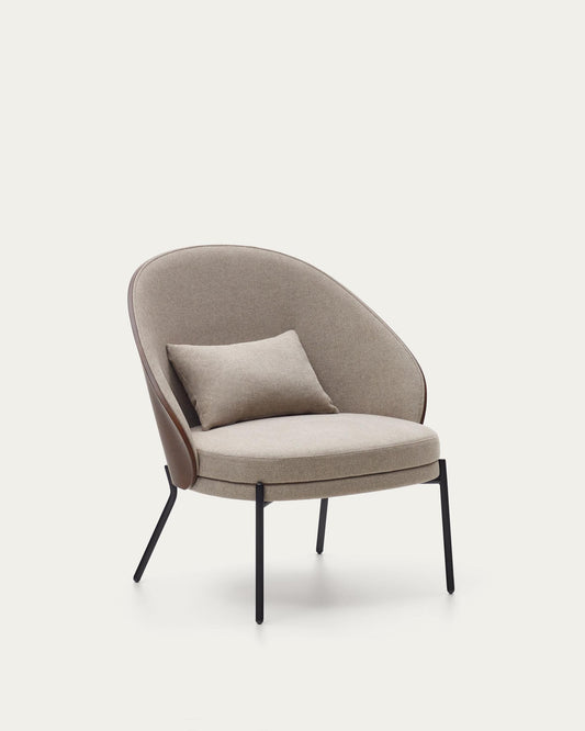 Eamy light brown armchair in an ash wood veneer with a walnut finish and black metal