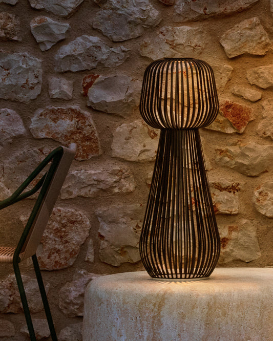 Reiba green metal solar floor lamp