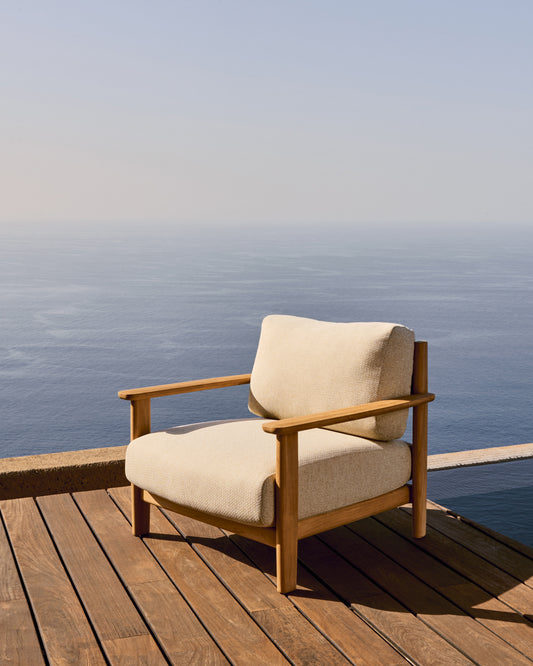 arm chair made of solid teak wood FSC 100%