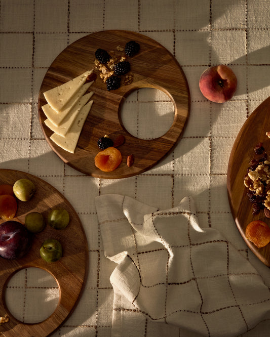 Clot small serving board made of acacia wood FSC 100%