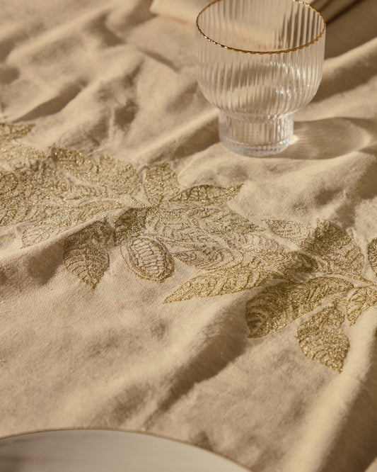 Oreti tablecloth made of beige cotton and lace with linen and cocoa, 150x250cm