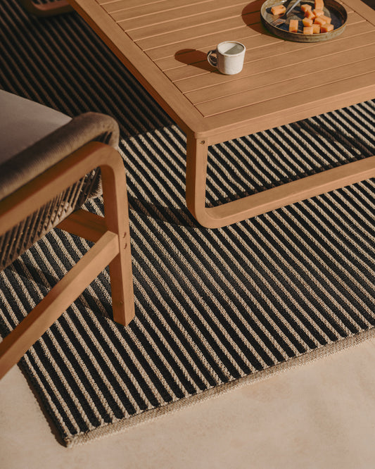 Satanca beige and black striped rug made of synthetic fibers 160 x 230 cm