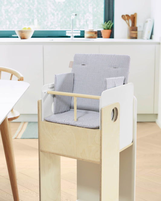 100% organic cotton (GOtS) Nuun high chair cushion in blue stripes