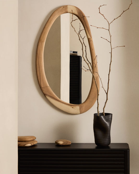 Selem mirror made of mungur wood with a natural finish 60 x 107 cm