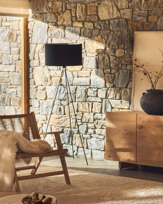 Ikia podna lampa od čelika sa crnom završnom obradom