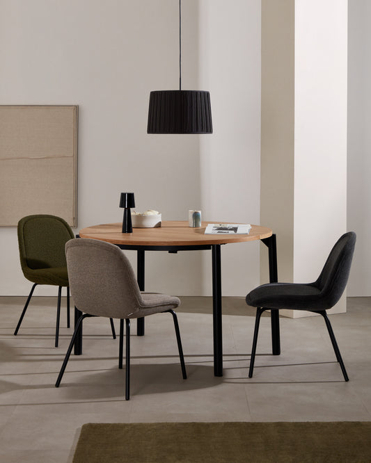 Montuiri round extendable table in oak veneer and steel legs in black color, Ø90(170) cm