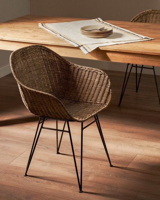 Rattan chart chair with black steel legs