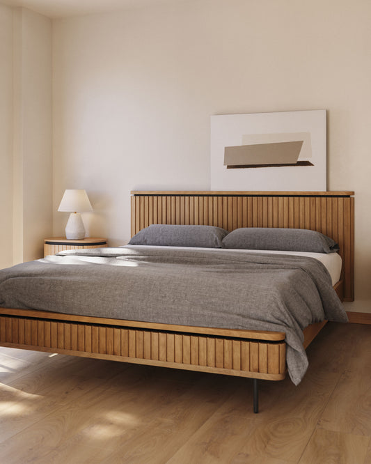 Licia bed made of solid mango wood and black painted metal, for mattress 160 x 200 cm