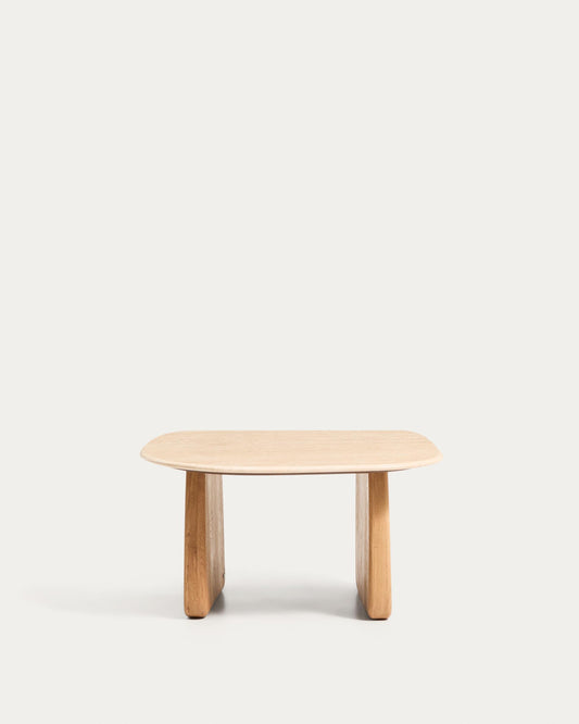 Pomoćni sto Pirita od bež travertina i nogara od masivnog hrastovog drveta, prirodna završna obrada 71 x 70 cm FSC 100%