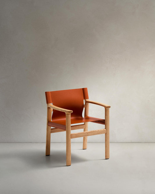 Jan chair in light brown recycled leather fibers and FSC 100% solid ash wood with a natural tone finish