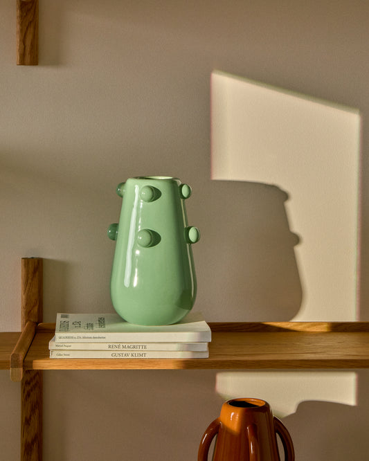 Vaza Odra od keramike svetlo zelene boje, sjajni završetak, 25,5 cm