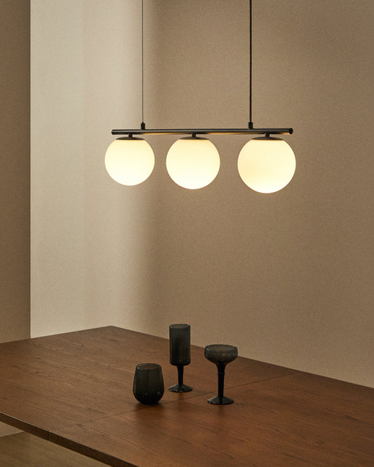 Brisia metalna plafonska lampa sa crnim finišem i 3 mat staklene kugle Ø15cm
