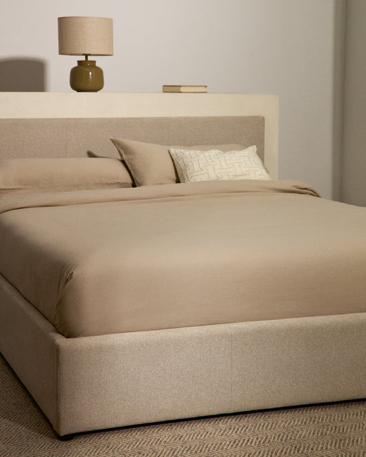 Nahiri bed with lifting mechanism, made of beige chenille, for mattress 150 x 200 cm